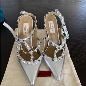 Valentino Women's Silver Rockstud Pumps Size 37